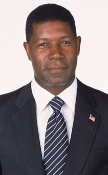 Dennis Haysbert
